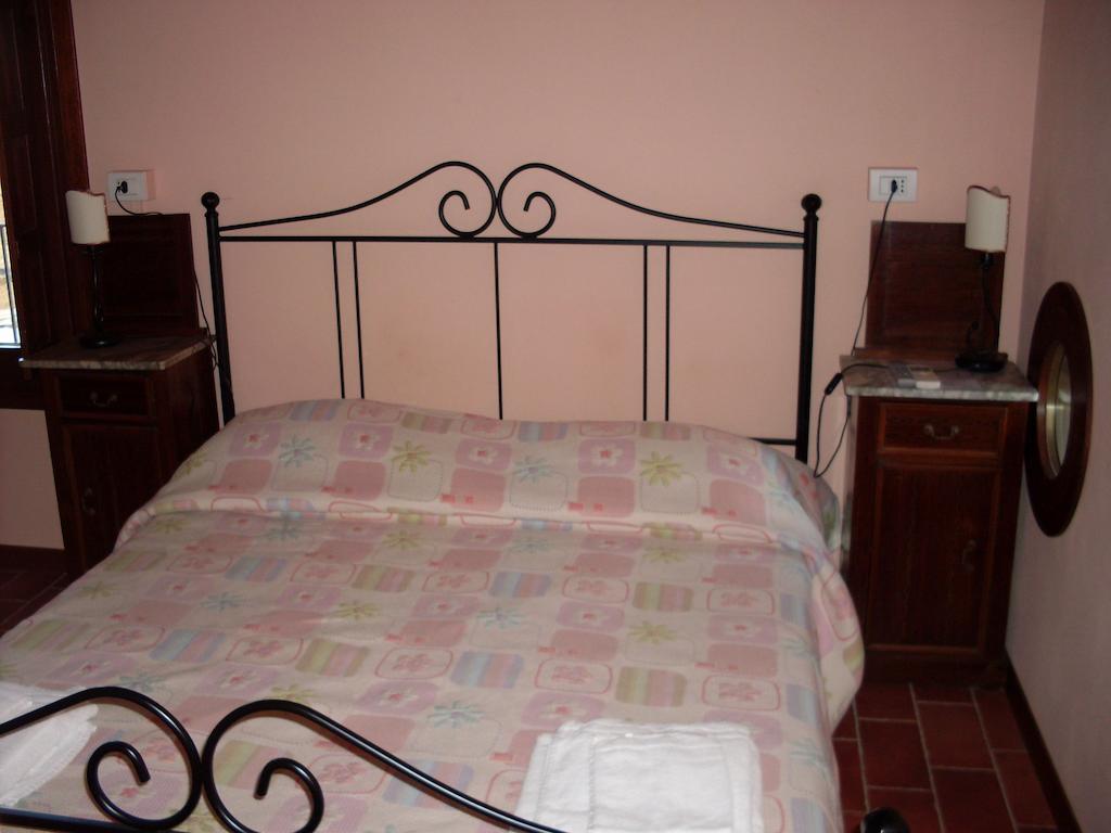 Agriturismo La Marletta Imola Bilik gambar